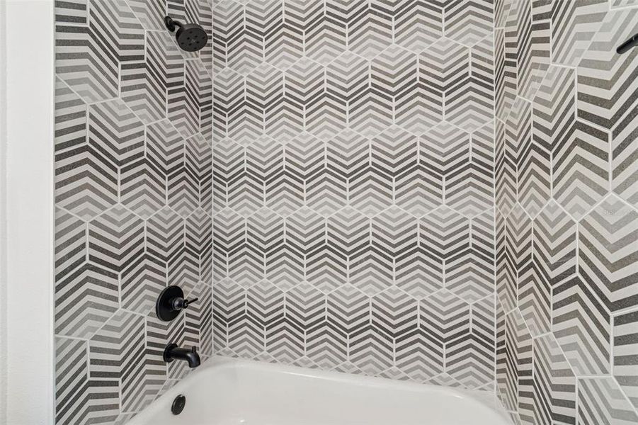 Image 90 of a home in .