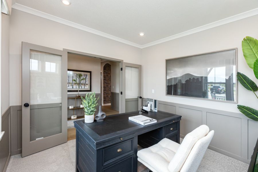 Representative furnished interior of a home built from the Wilmington by Fischer Homes in Easton Park, Dallas (Image 27).