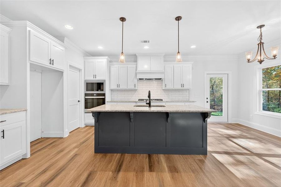 Furnished interior view inside a new home in , Jefferson (Image 18).