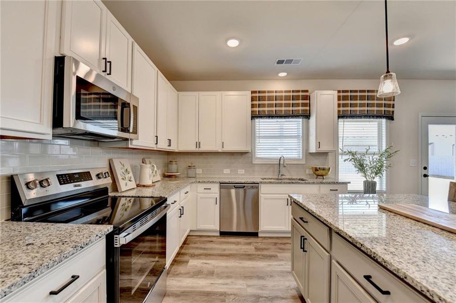 Furnished interior view inside a new home in , Auburn (Image 48).