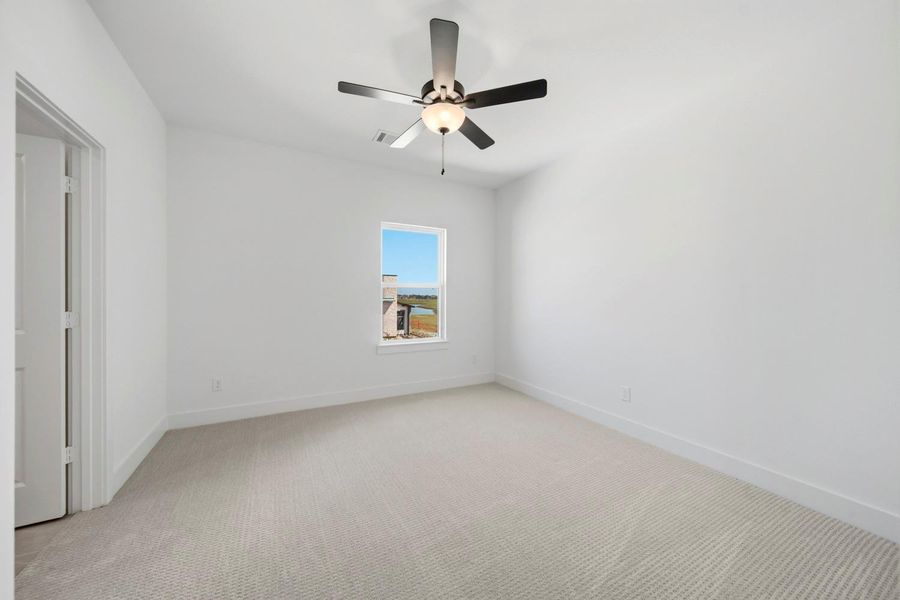 Spacious, unfurnished interior of a new home in Legacy, League City (Image 43).