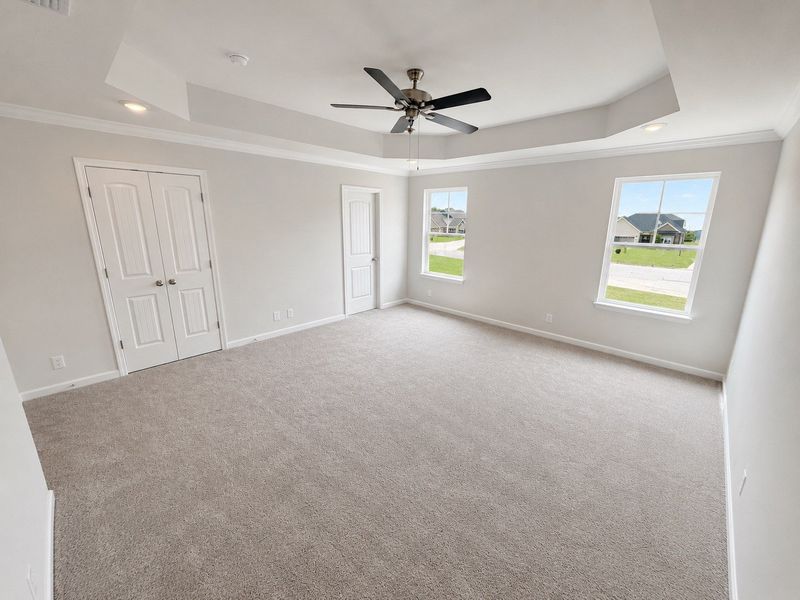 Spacious, unfurnished interior of a new home in Salem Landing, Rockvale (Image 12).