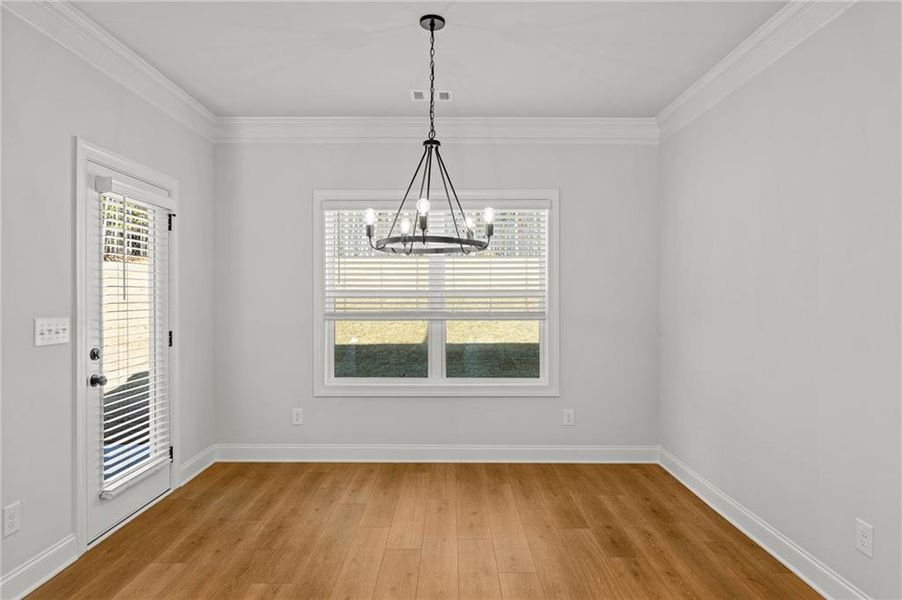 Spacious, unfurnished interior of a new home in Red Oak Ridge, Loganville (Image 15).