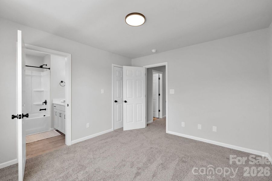 Spacious, unfurnished interior of a new home in , Concord (Image 18).