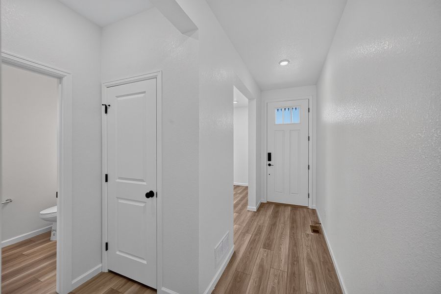 Spacious, unfurnished interior of a new home in Sky Ranch, Watkins (Image 15). Spacious, unfurnished interior of a new home in Sky Ranch, Watkins (Image 15).