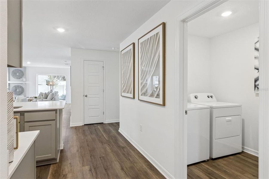 Furnished interior view inside a new home in Bradbury Creek, Haines City (Image 26).