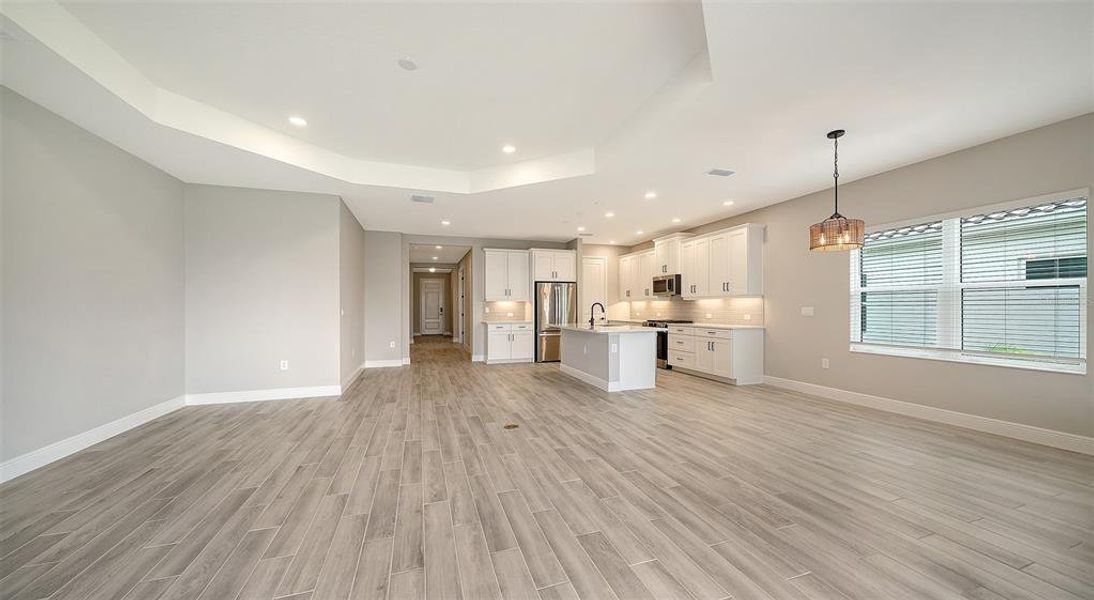 Spacious, unfurnished interior of a new home in Windward, Lakewood Ranch (Image 24). Spacious, unfurnished interior of a new home in Windward, Lakewood Ranch (Image 24).
