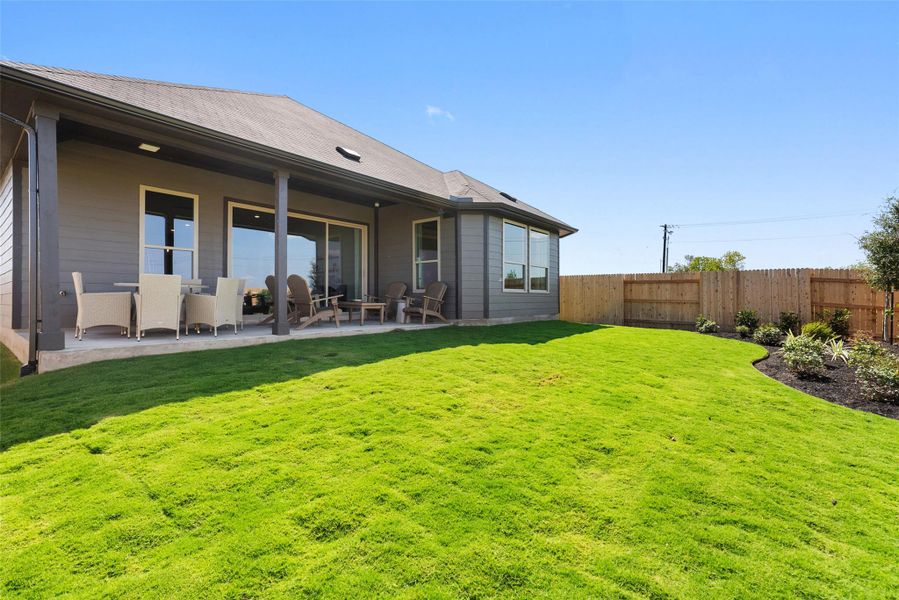Representative images and renderings are for illustrative purposes. Actual structural options and design finishes of home may vary. Representative images and renderings are for illustrative purposes. Actual structural options and design finishes of home may vary.