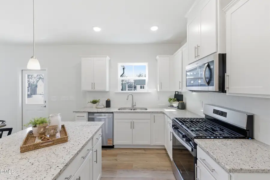 PRO #42 2120 Cedar Bird Lane (10)