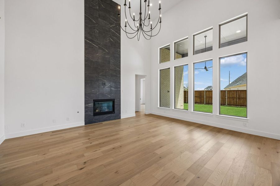Spacious, unfurnished interior of a new home in The Parks at Wilson Creek, Celina (Image 22).