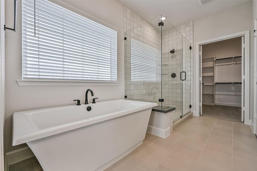 Furnished interior view inside a new home in Pearland Old Townsite, Pearland (Image 17).