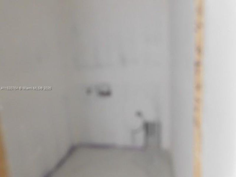 Spacious, unfurnished interior of a new home in , Clewiston (Image 7).