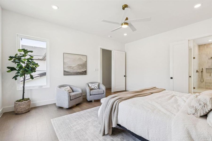 Furnished interior view inside a new home in , Dallas (Image 16).