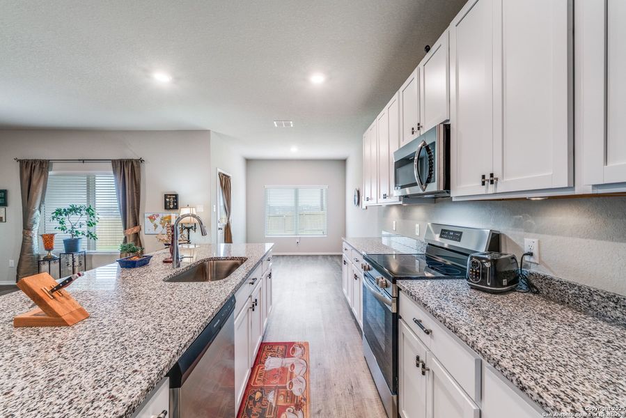 Furnished interior view inside a new home in Legend Pond, New Braunfels (Image 11).