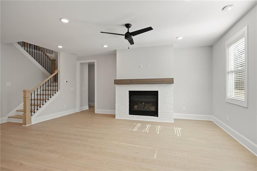 Spacious, unfurnished interior of a new home in Oak Valley Estates, Marietta (Image 46).