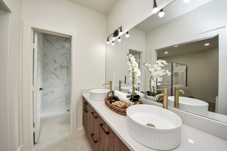 Double Sinks in the Primary Bathroom Double Sinks in the Primary Bathroom