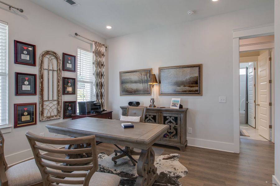 Granny White, Bedroom 3/Office