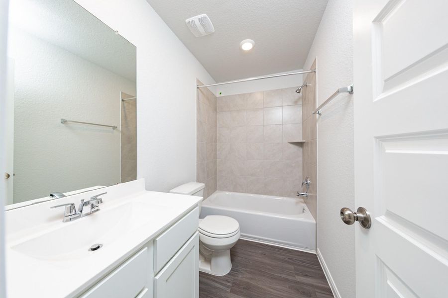 Furnished interior view inside a new home in Bluestem, Brookshire (Image 9).