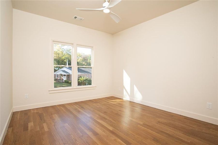 Spacious, unfurnished interior of a new home in , Scottdale (Image 46).