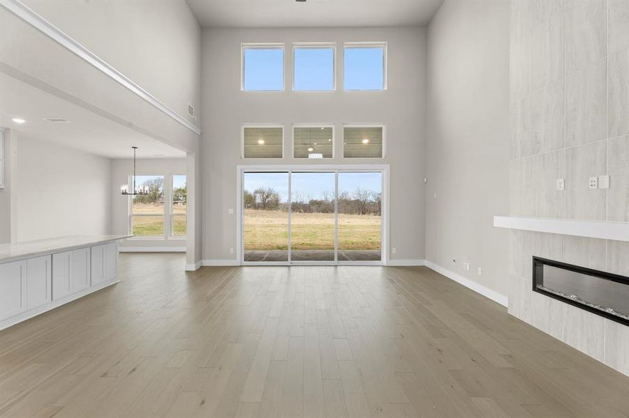 08. 9916 Polo Pitch - Family