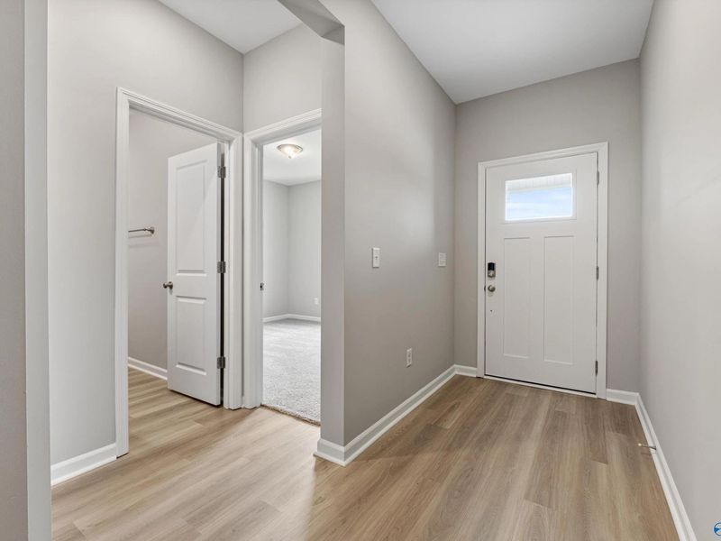 Spacious, unfurnished interior of a new home in Bailey Park, Fayetteville (Image 13).