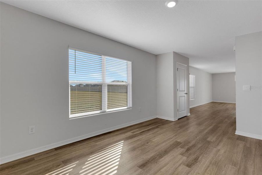 Spacious, unfurnished interior of a new home in Silverstone North, Palmetto (Image 26). Spacious, unfurnished interior of a new home in Silverstone North, Palmetto (Image 26).