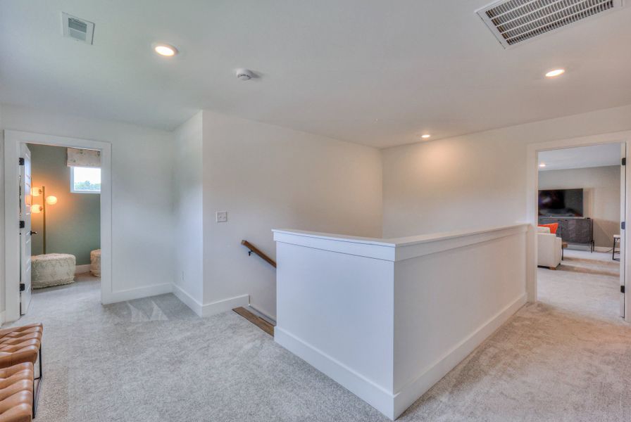 *Furnished model home example. Selections & finishes may vary. *Furnished model home example. Selections & finishes may vary.