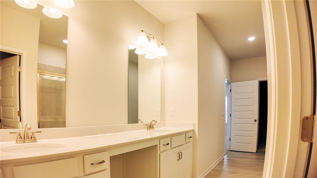 Furnished interior view inside a new home in Franklin Manor, Lawrenceville (Image 46).