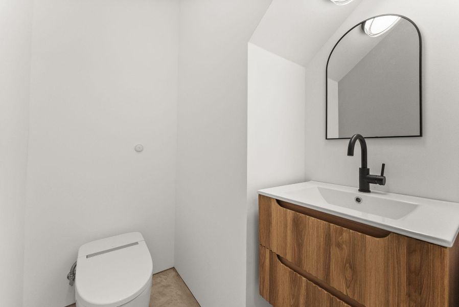 Furnished interior view inside a new home in , Austin (Image 14). Furnished interior view inside a new home in , Austin (Image 14).