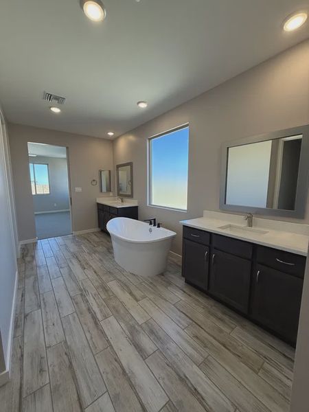 Furnished interior view inside a new home in Las Barrancas, Yuma (Image 5). Furnished interior view inside a new home in Las Barrancas, Yuma (Image 5).