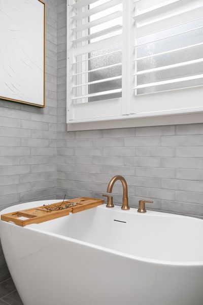 Representative interior finishes for a home built from the The Lincoln by Greentech Homes LLC in The Farmstead, Hixson (Image 20). Representative interior finishes for a home built from the The Lincoln by Greentech Homes LLC in The Farmstead, Hixson (Image 20).