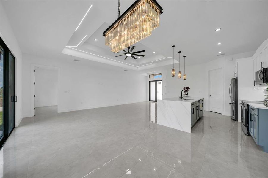 Spacious, unfurnished interior of a new home in , Lehigh Acres (Image 15).