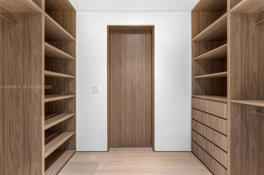 Image 72 of a home in .