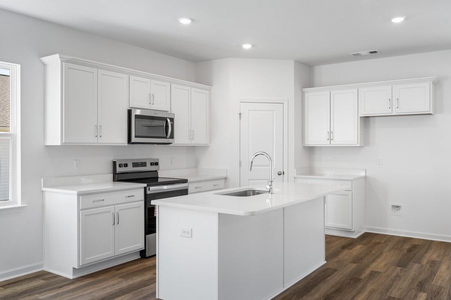 227 Idle Dr, Shelbyville, TN.  - Slide 10