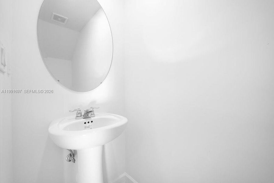 Image 20 of a home in . Image 20 of a home in .