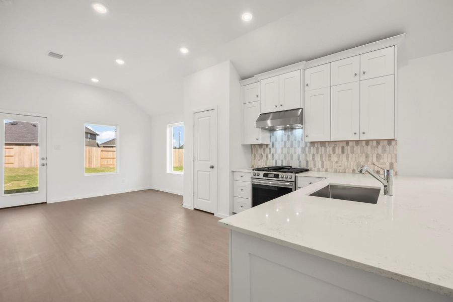 *Not actual home, pictures representative of same floor plan* *Not actual home, pictures representative of same floor plan*