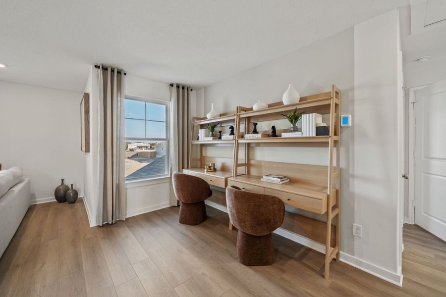 Furnished interior view inside a new home in Skyview, Belton (Image 14).
