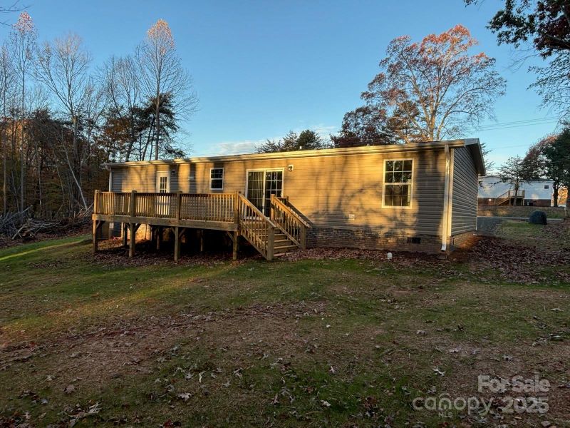 Exterior details and patio area of a home in , Statesville (Image 16).