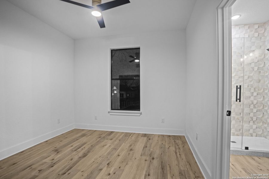 Spacious, unfurnished interior of a new home in , San Antonio (Image 20).