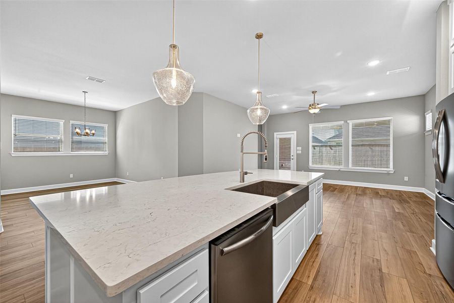 Furnished interior view inside a new home in Harvest Green 45', Richmond (Image 19).