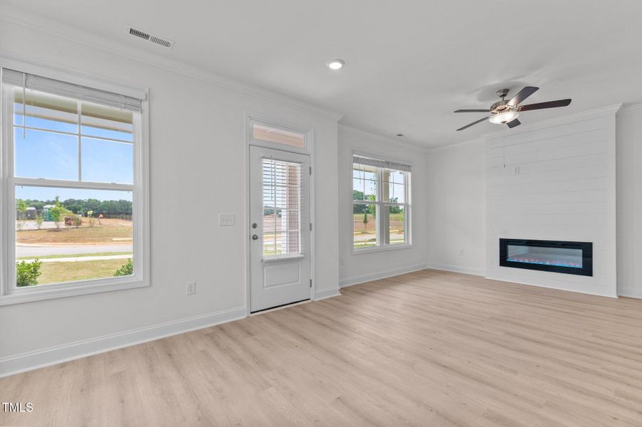 10-web-or-mls-DSC_8917 10-web-or-mls-DSC_8917