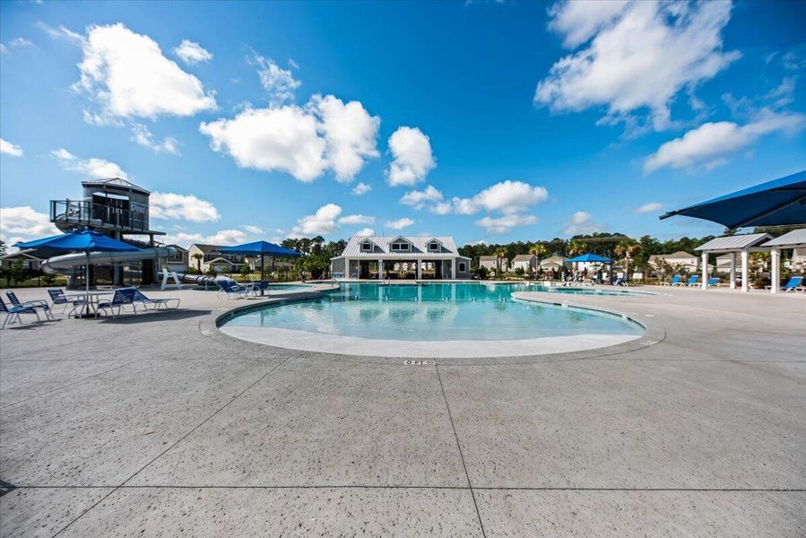 Community amenities in , Summerville (Image 32).