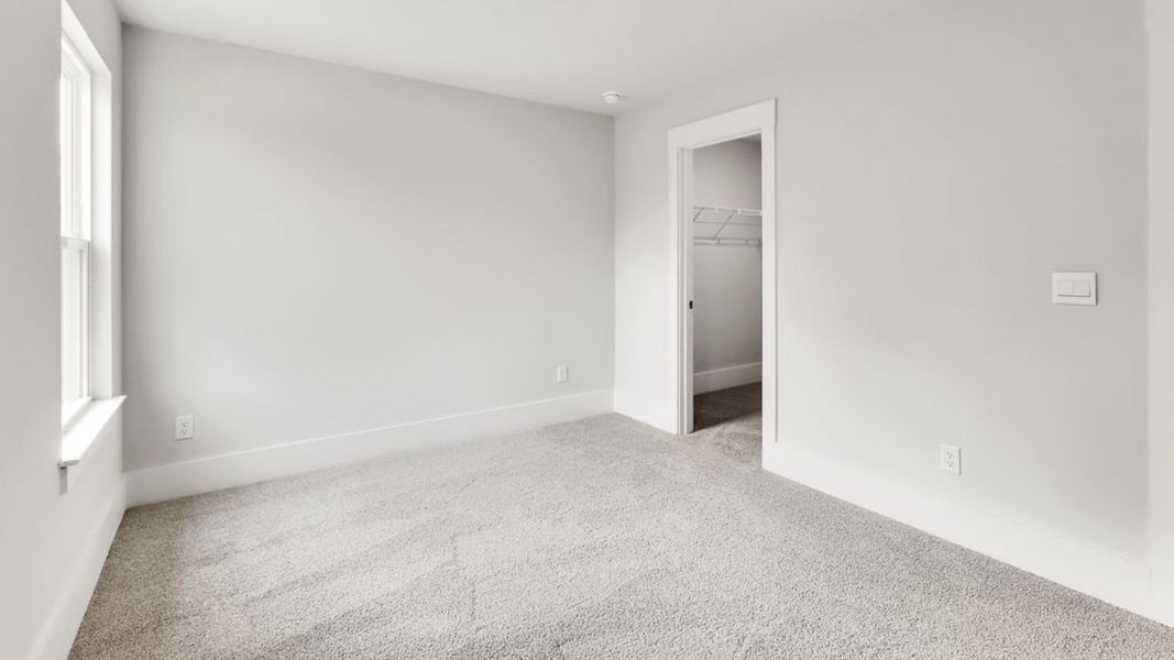 Spacious, unfurnished interior of a new home in The Pines at Blake Farm, Wilmington (Image 36).