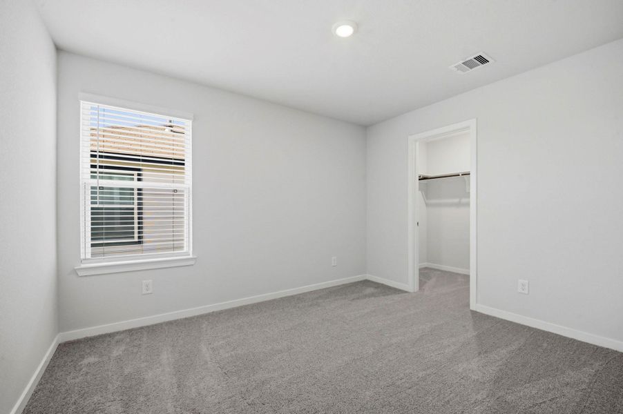 Spacious, unfurnished interior of a new home in Barrett Crossing, Crosby (Image 13).