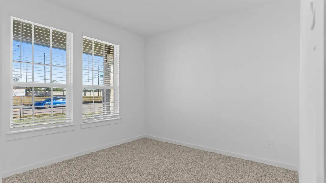 Spacious, unfurnished interior of a new home in Lago Mar 55' Homesites, Texas City (Image 18).