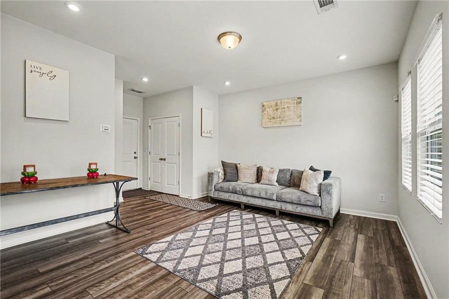 Furnished interior view inside a new home in , Acworth (Image 7).