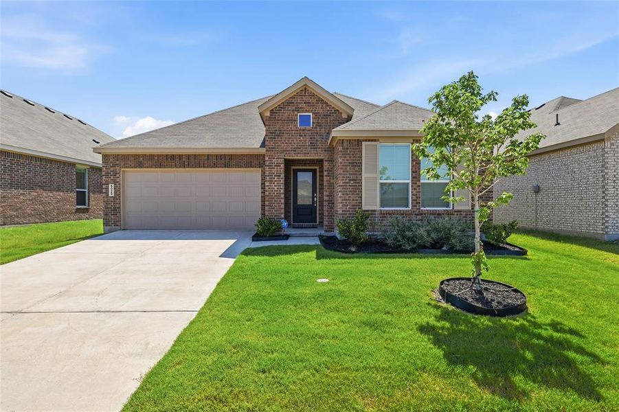 Front exterior of a new home in Bridgewater, Princeton, TX, highlighting curb appeal (Image 1). Front exterior of a new home in Bridgewater, Princeton, TX, highlighting curb appeal (Image 1).