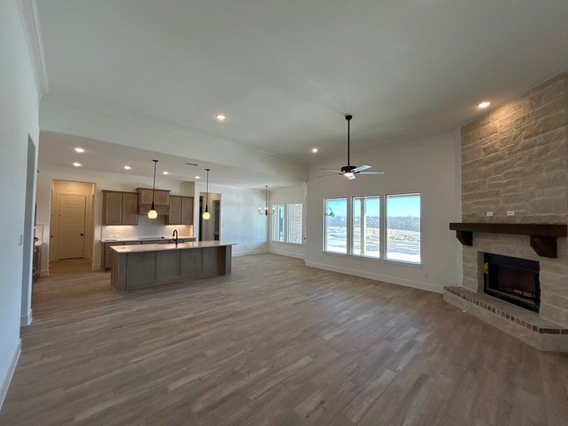 Spacious, unfurnished interior of a new home in Creekview Addition, Van Alstyne (Image 15).