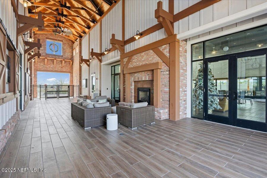 Community amenities in , Jacksonville (Image 54).