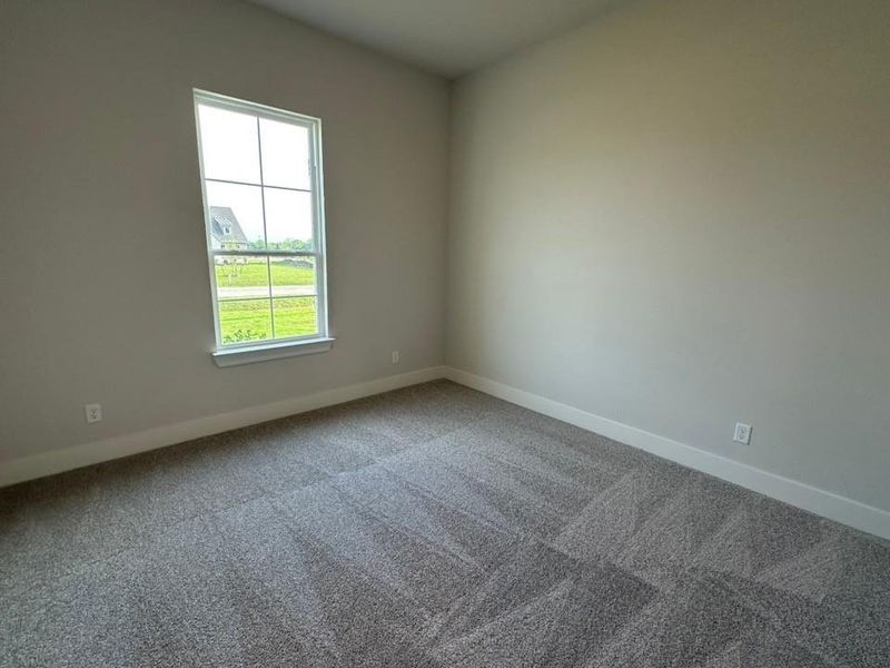 Spacious, unfurnished interior of a new home in , Leonard (Image 16).